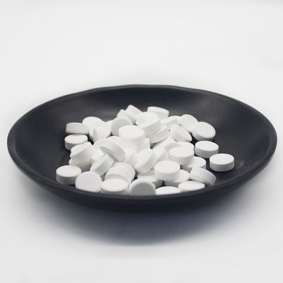 কুয়ার পানির জন্য 90% TCCA Trichloroisocyanuric Acid C3N3o3cL3 ক্লোরিন ট্যাবলেট